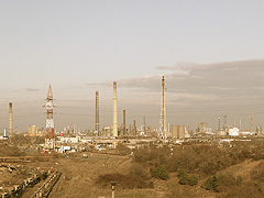 Největší rumunská rafinerie Petromidia leží na pobřeží Černého moře na mysu Midia.