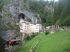 Predjamski grad