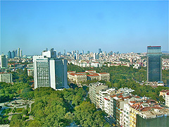 Budova ředitelství firmy Turkcell na náměstí Taksim v Istanbulu