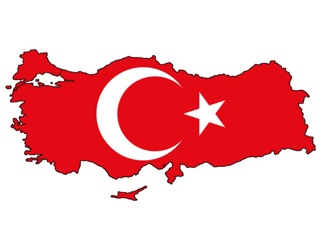 Turecká vlajka zobrazuje prastaré symboly islámu