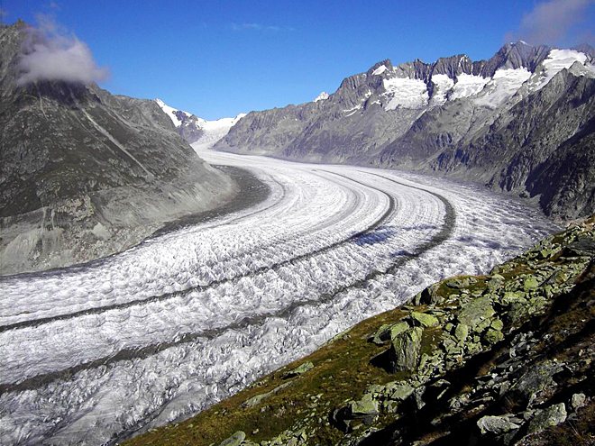 Pohled na nejdelší evropský ledovec Aletschgletscher