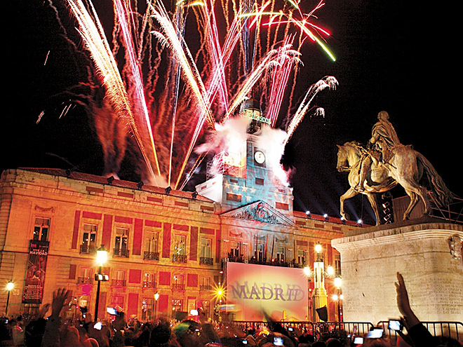Oslavy Nového roku na náměstí Puerta de Sol v Madridu