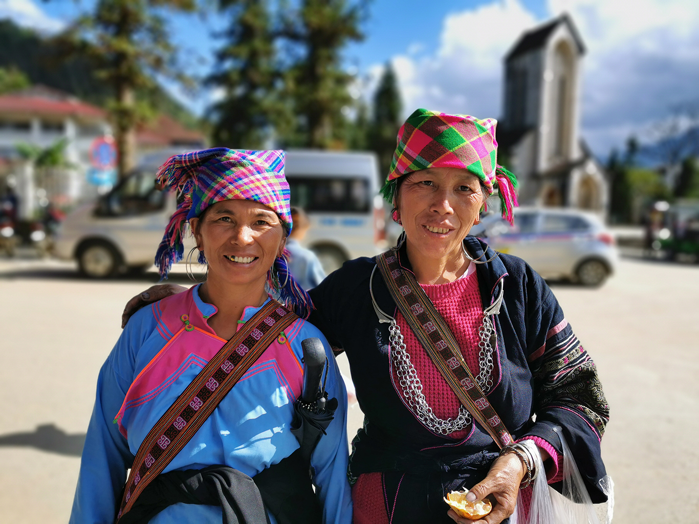Ženy v Sapě z etnické skupiny Černí Hmongové