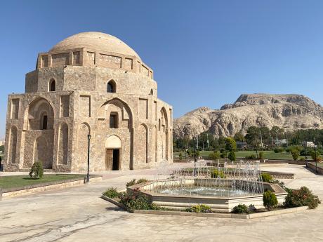 Jabalieh v Kermánu je údajně místo odpočinku zoroastriánského kněze