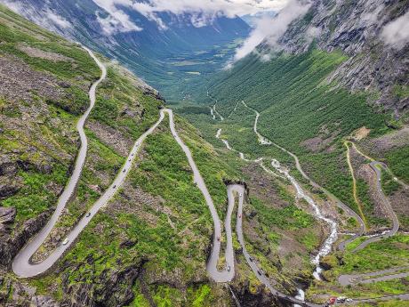 Panoramatická norská silnice zvaná Cesta trollů