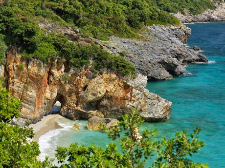 Poloostrov Pelion v pevninské části Řecka je vyhledávaný pro své pláže