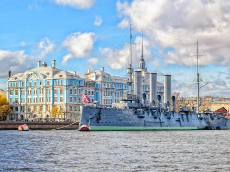 Ruský křižník Aurora je neodmyslitelně spjatý s bolševickou revolucí