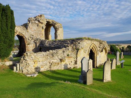 Ruiny cisterciáckého opatství Kinloss