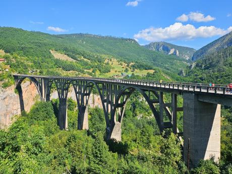 Unikátní most Đurđevića Tara