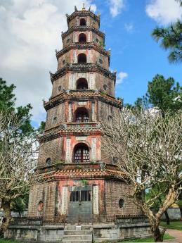 Sedmistupňová pagoda Thien Mu nedaleko Hue