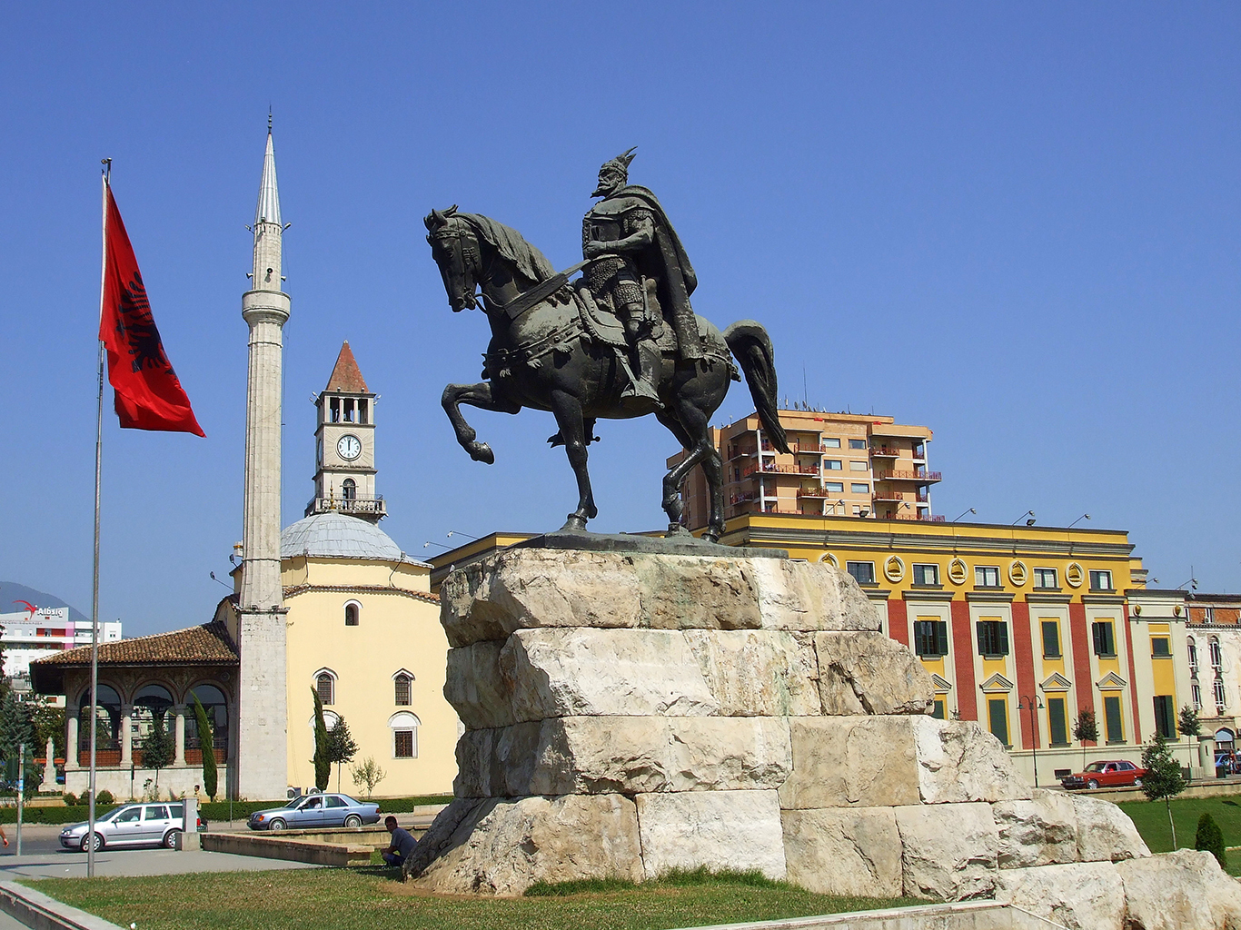 Skanderbegovo náměstí v centru Tirany