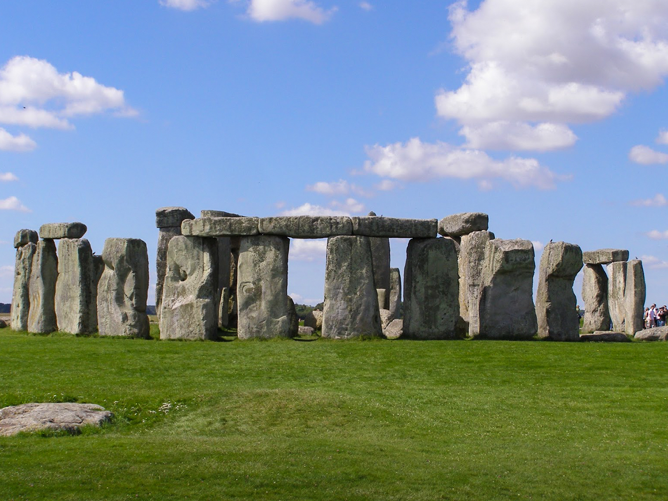 Čelní pohled na Stonehenge