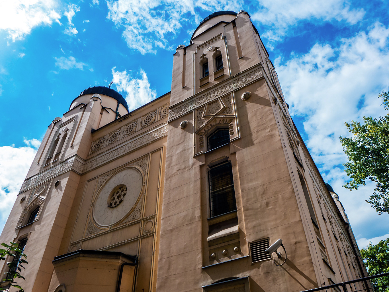 Aškenazská synagoga se nachází v historickém centru Sarajeva