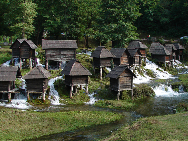Staré vodní mlýnky u Plivských jezer