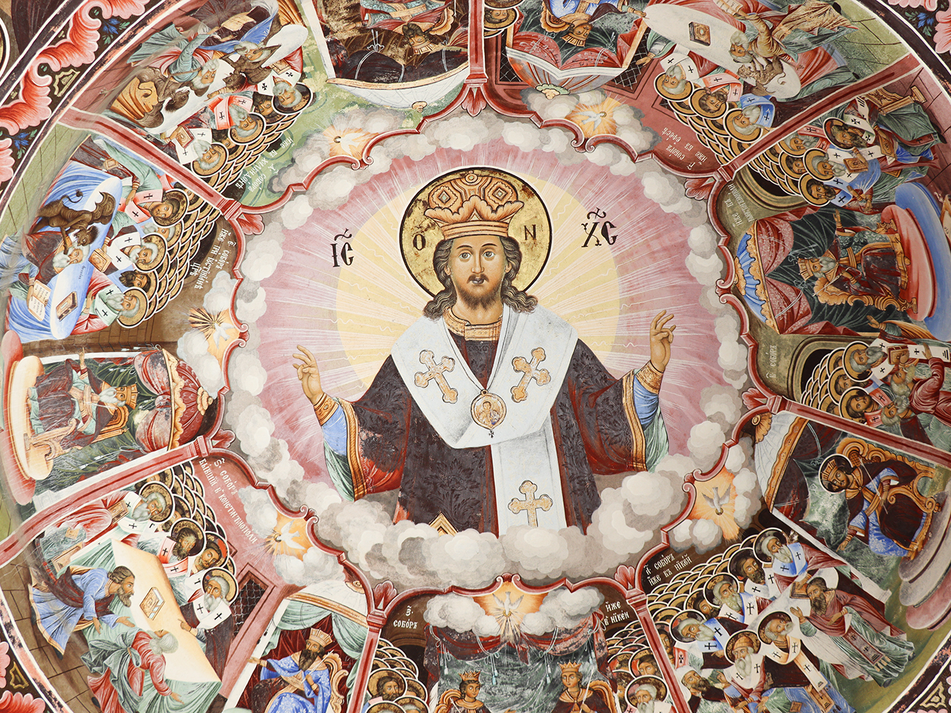 Bohatě malované fresky klášterního kostela Rilského monastýru