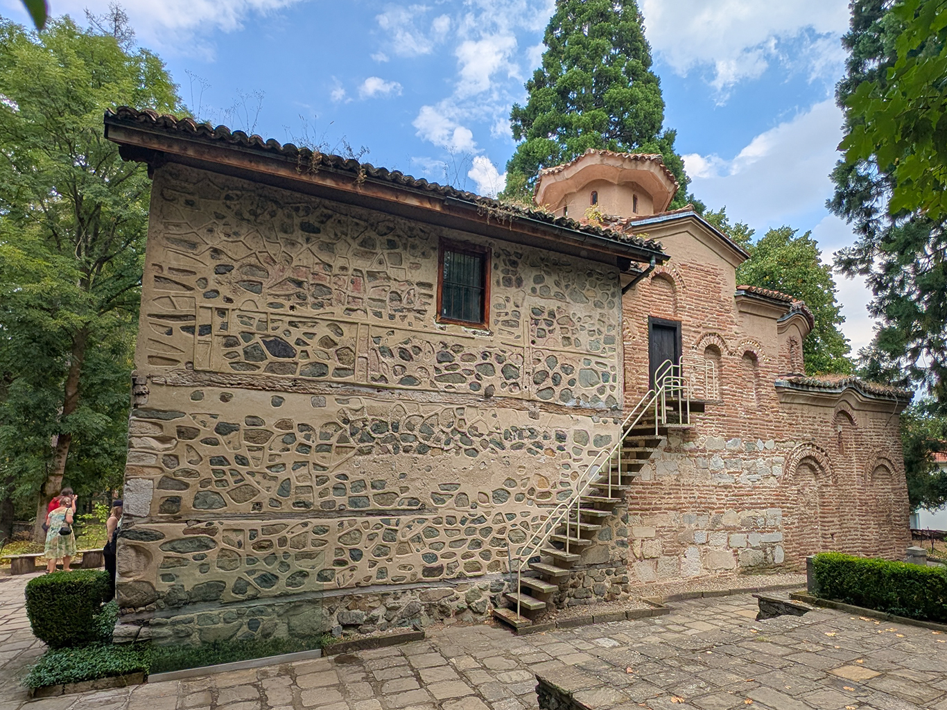 Bojanský kostel byl pro své nádherné fresky zapsán na Seznam UNESCO