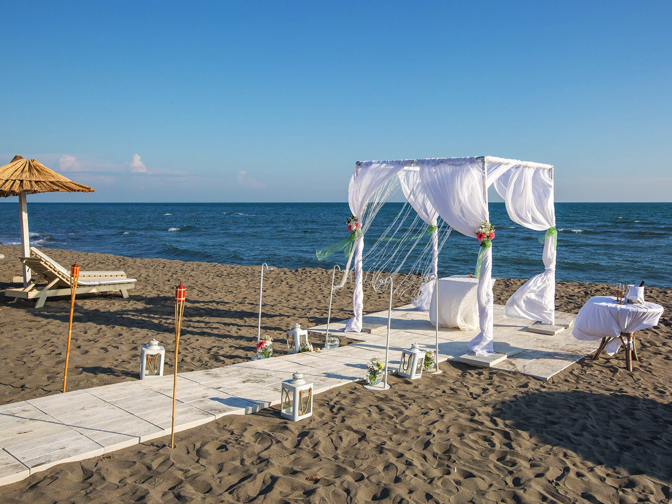 Černohorci si potrpí na velké svatby, výjimkou není obřad na pláži