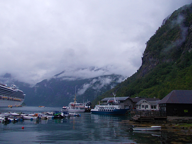 Fjord Geiranger a stejnojmenný přístav