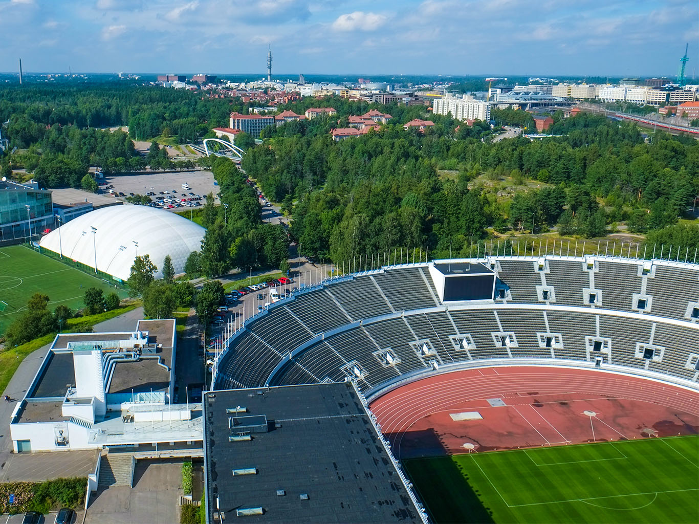 Olympijský stadion při pohledu z vyhlídkové věže