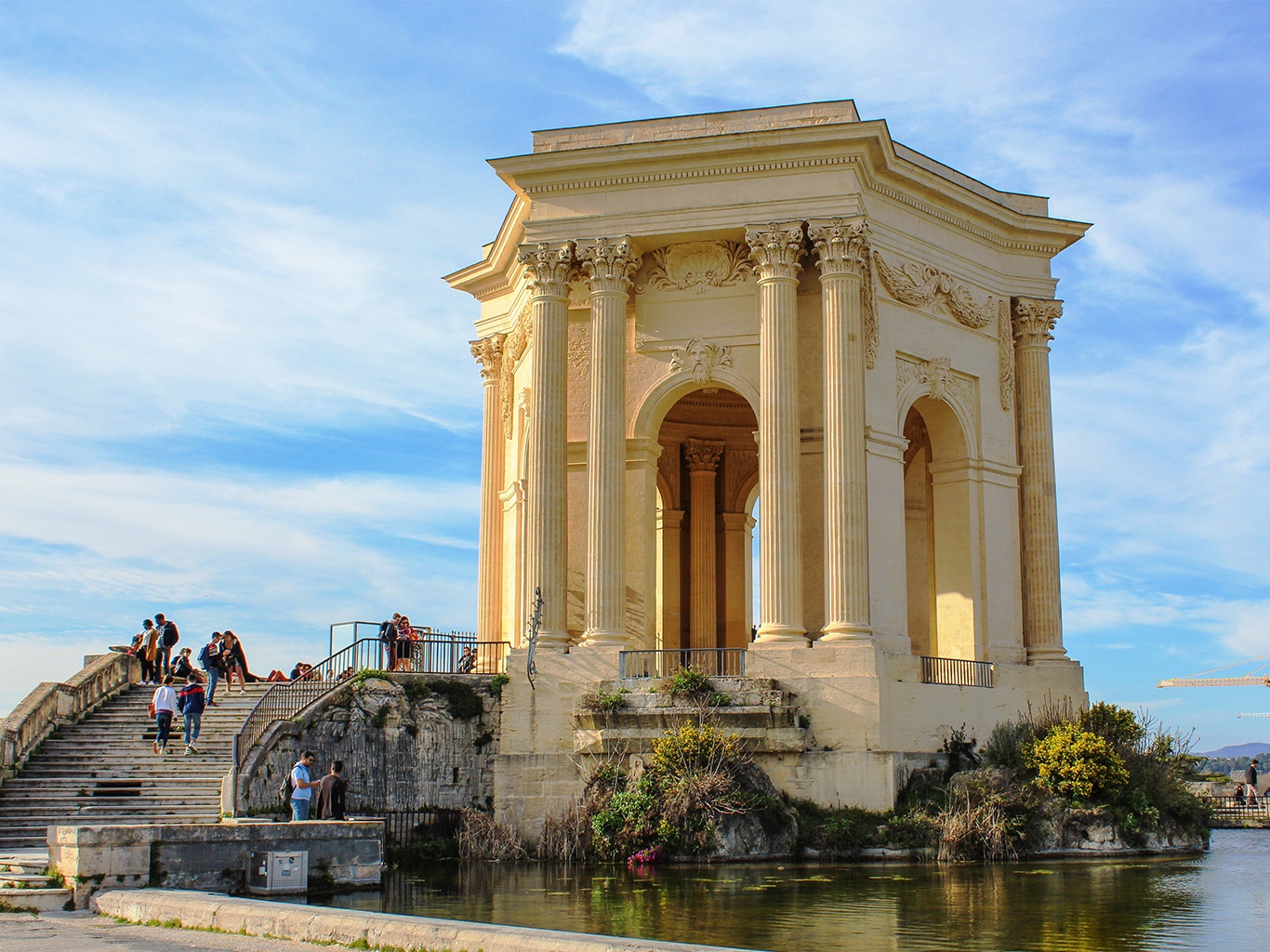 Elegantní Promenade du Peyrou zdobí Montpellier