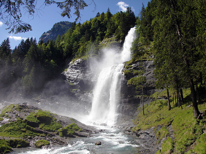 Vodopád Cascade du Rouget ve francouzském Savojsku