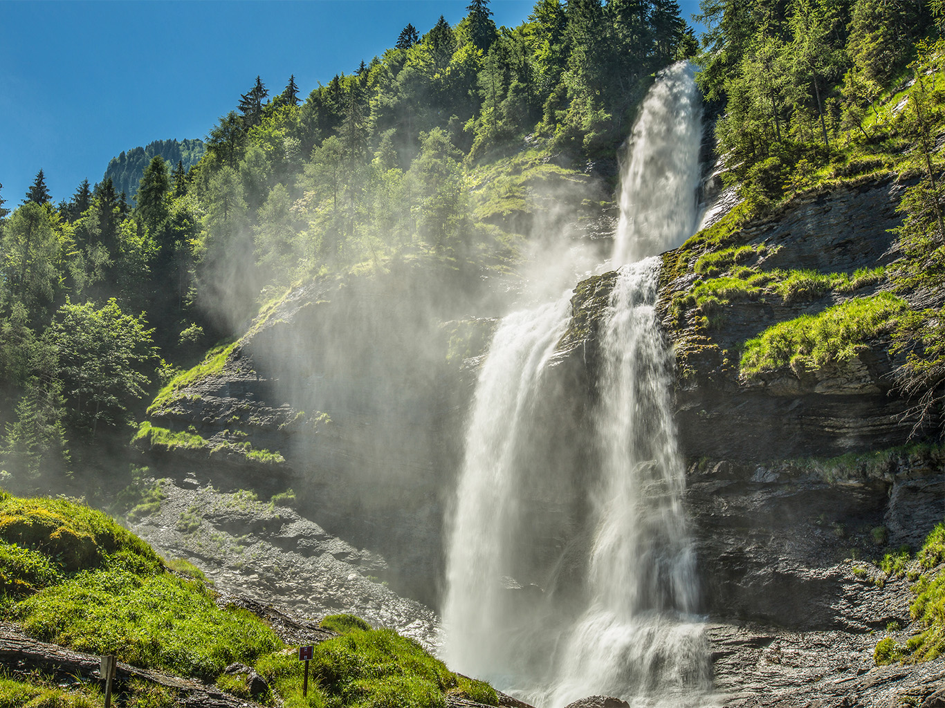 Vodopád Cascade du Rouget ve francouzském Savojsku