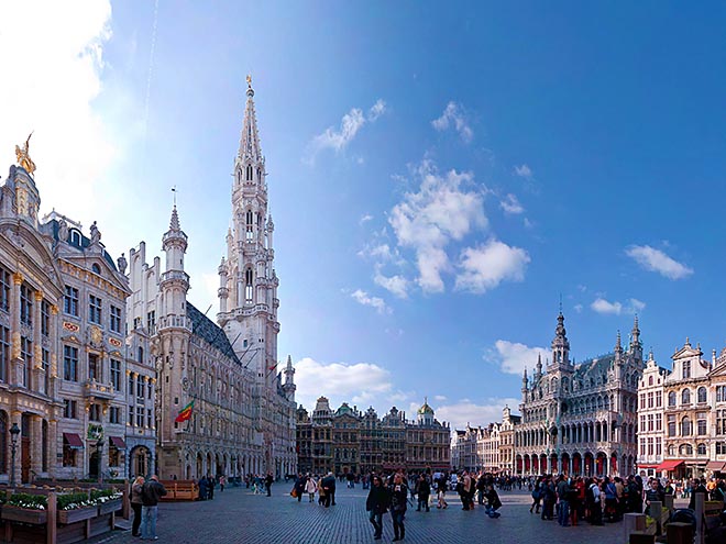 Hlavní náměstí Grand-Place vybudované v barokním stylu v centru Bruselu