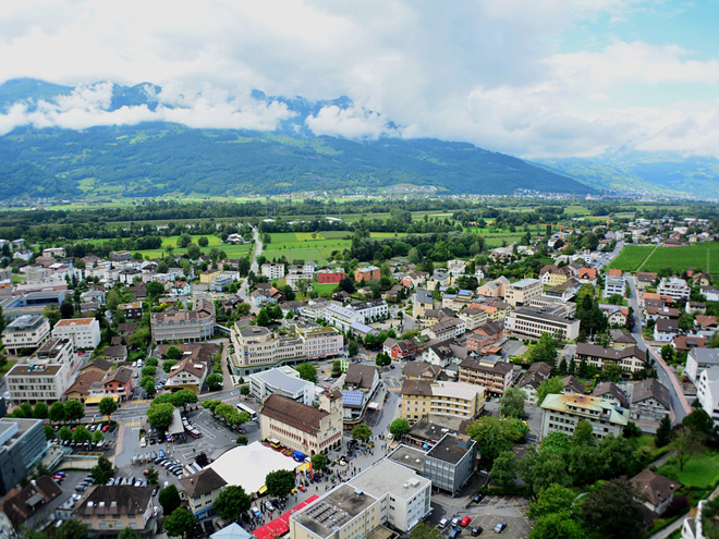 Pohled shora na hlavní město Vaduz