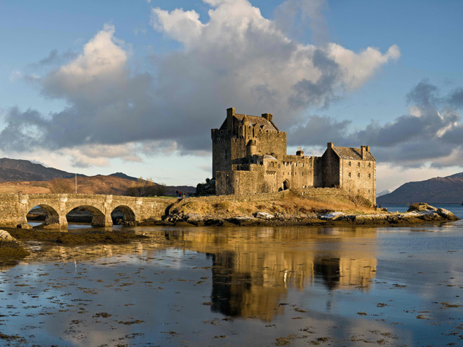 Skotsko je plné tajemných hradů