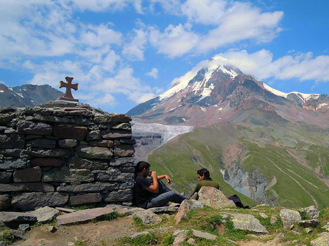 Jeden z pětitisícových velikánů Kavkazu - Kazbek