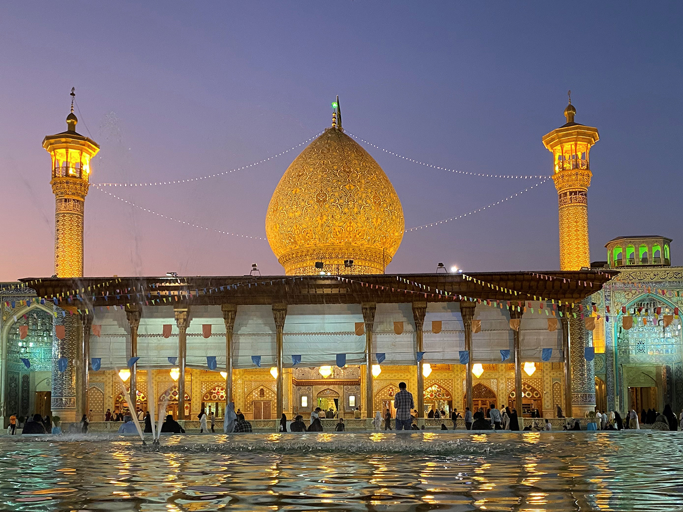 Shah Cheragh v Šírázu slouží jako mauzoleum