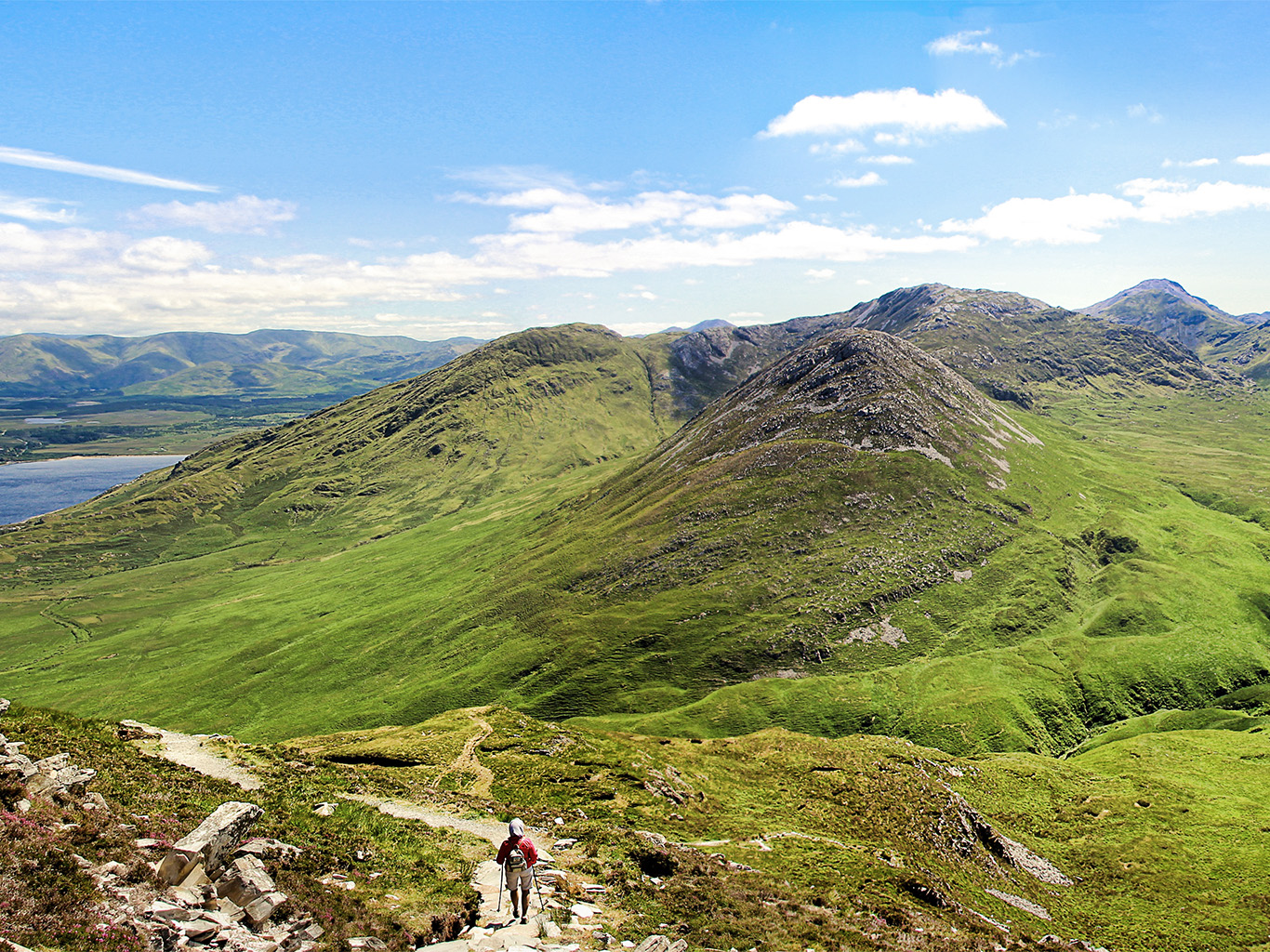 Pohled na horský masiv v NP Connemara