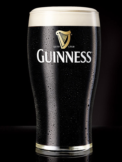 Nezaměnitelné pivo značky Guinness