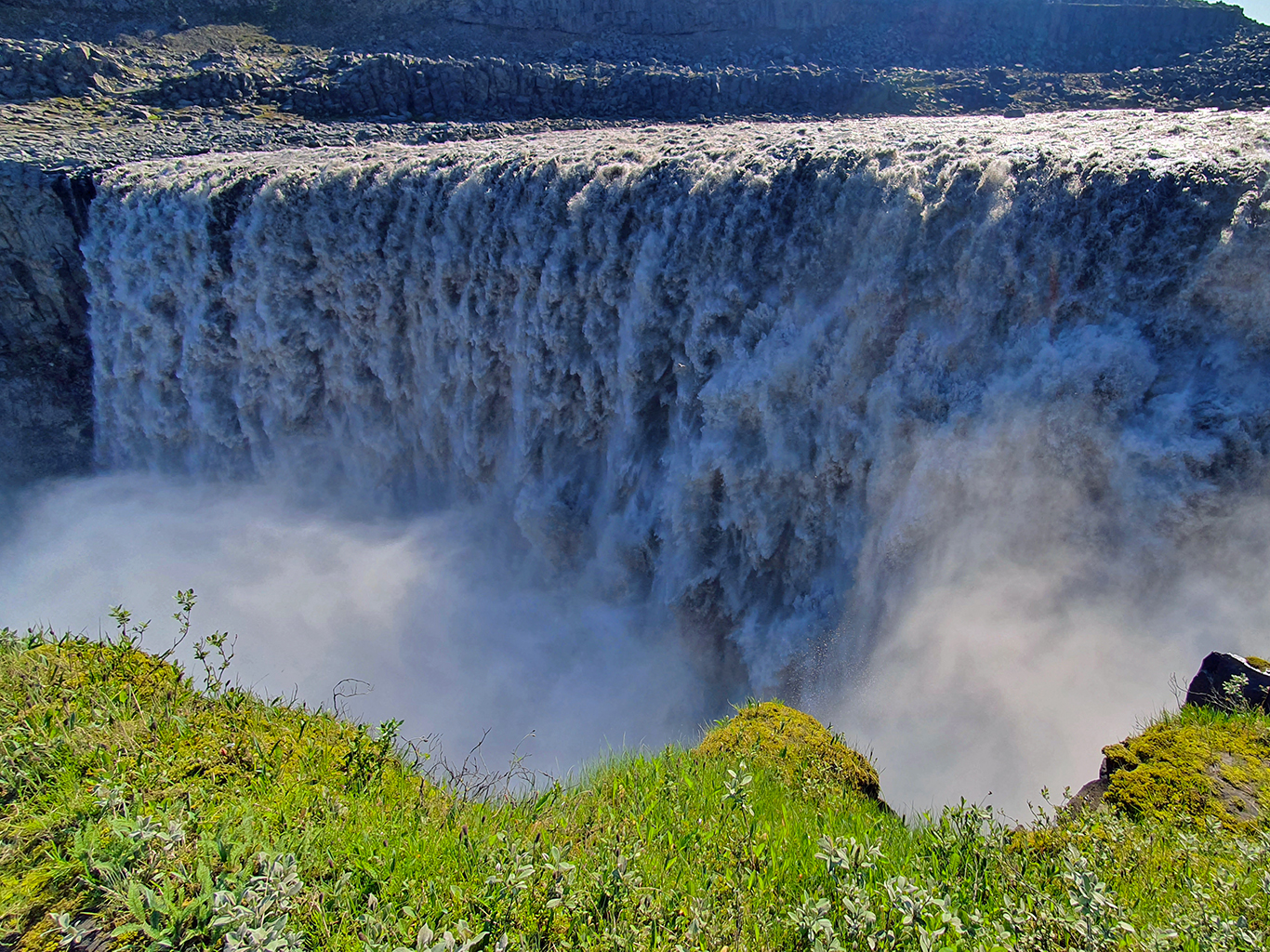 Detifoss je nejmohutnější vodopád Islandu