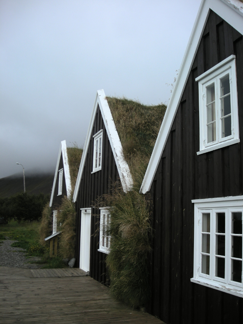 Rodiště Jóna Sigurðssona farma Hrafnseyri v Západních fjordech