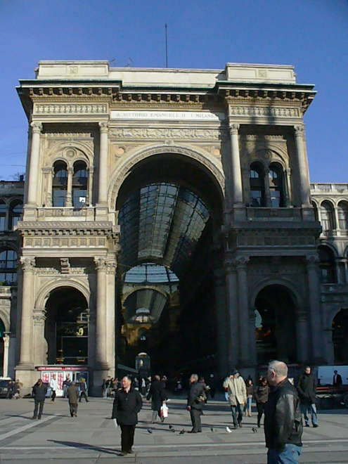 Nákupní třída Galleria Vittorio Emanuele II v Miláně