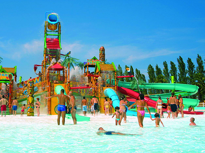Vodní zábavní park Mirabilandia v Ravenně