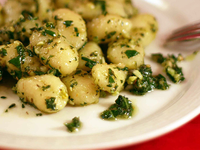 Gnocchi jsou spíše hutné měkké knedlíčky