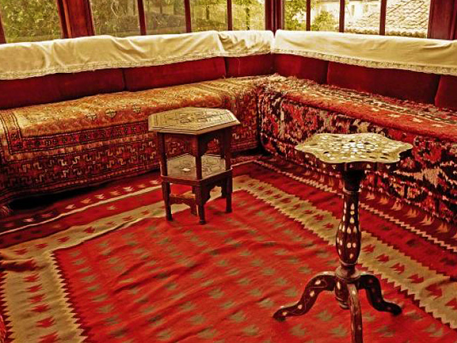 Etnologické muzeum je umístěno v krásném osmanském domě
