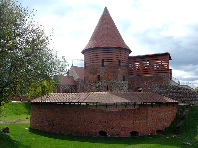 Dochované pozůstatky kaunaského hradu ze 13. století