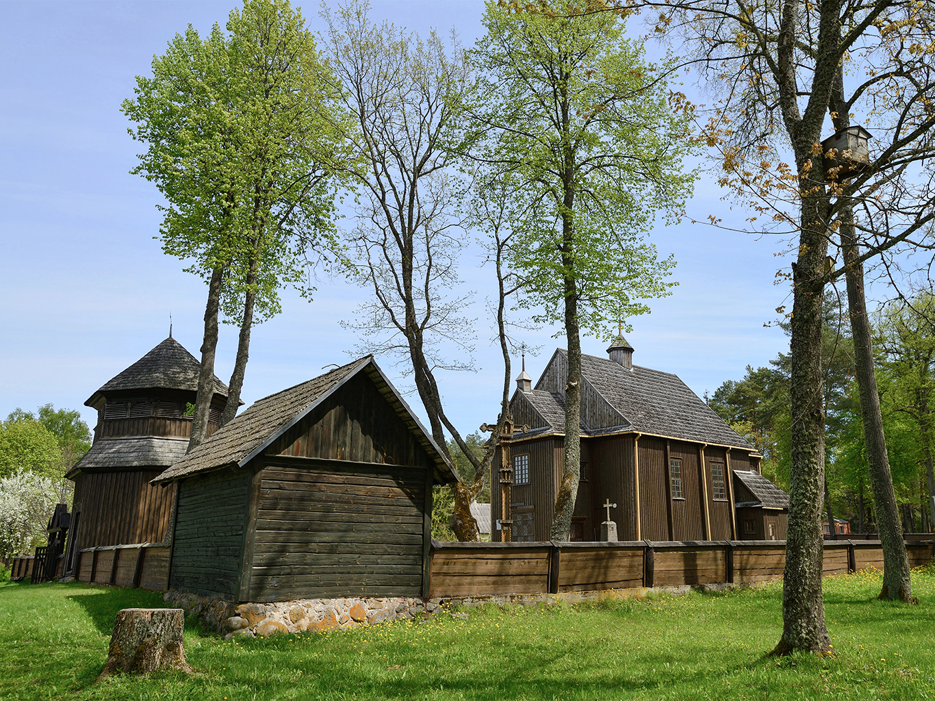 Dřevěný kostelík v Palúše