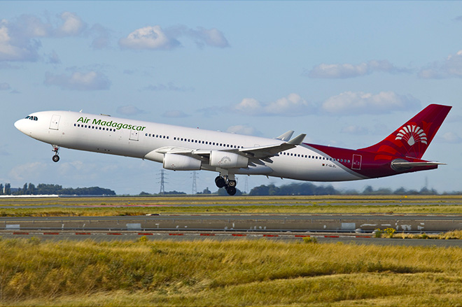 Letoun Airbus A340-300 na mezinárodní lince ve službách Air Madagascar