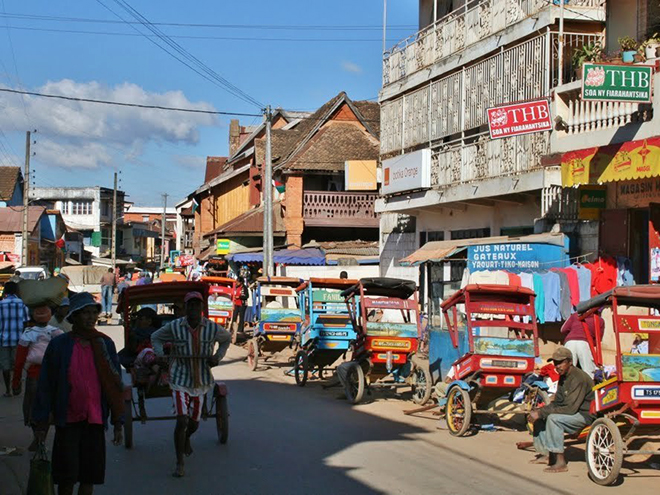 Na Madagaskaru najdeme mnoho zajímavých dopravních prostředků