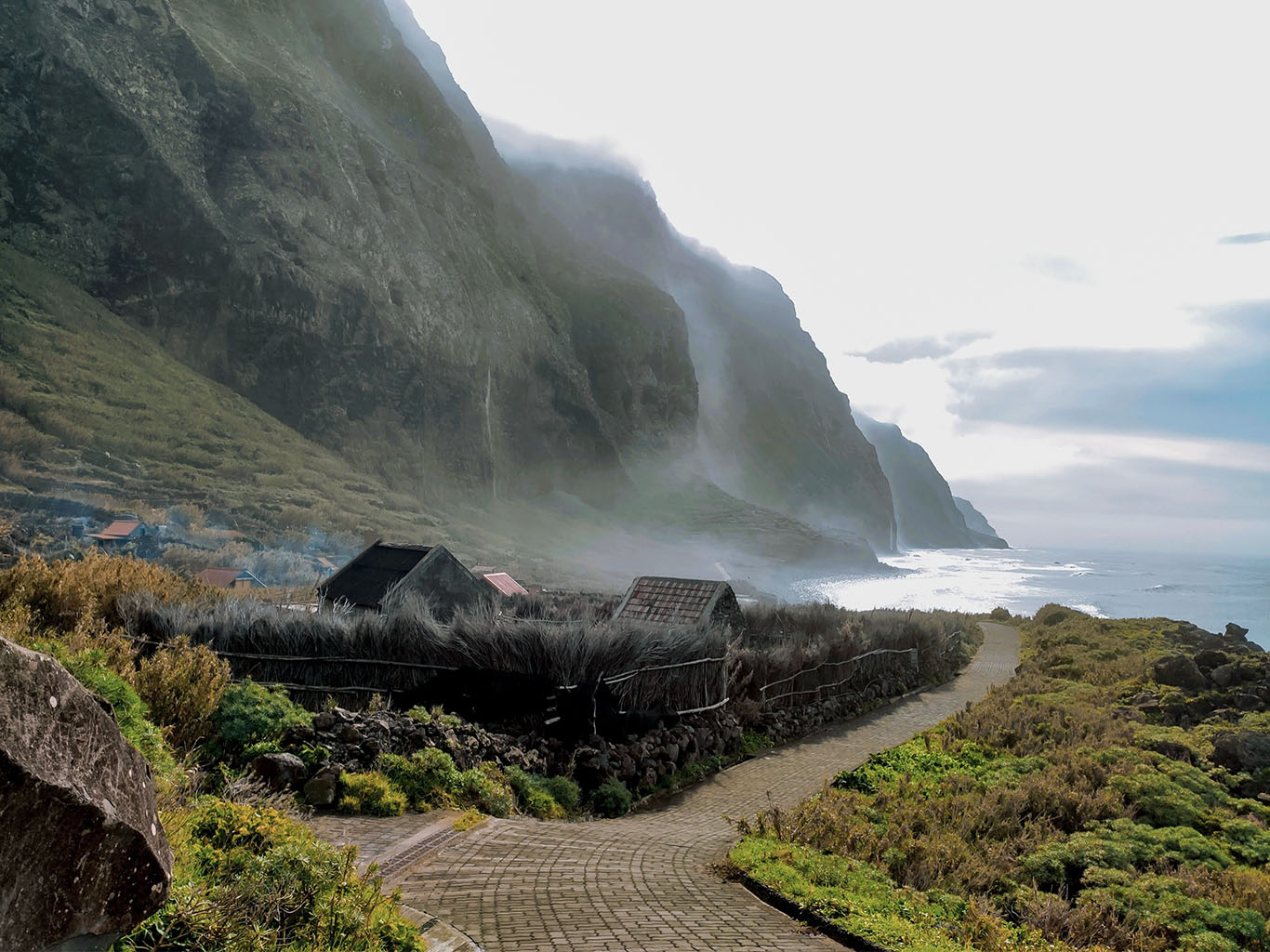 K Fajã da Quebrada Nova vede jedna z nejprudších lanovek v Evropě
