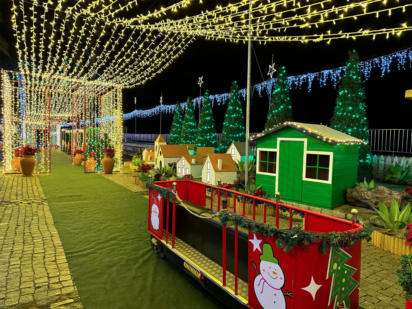 Vánoční výzdoba v městečku Ribeira Brava