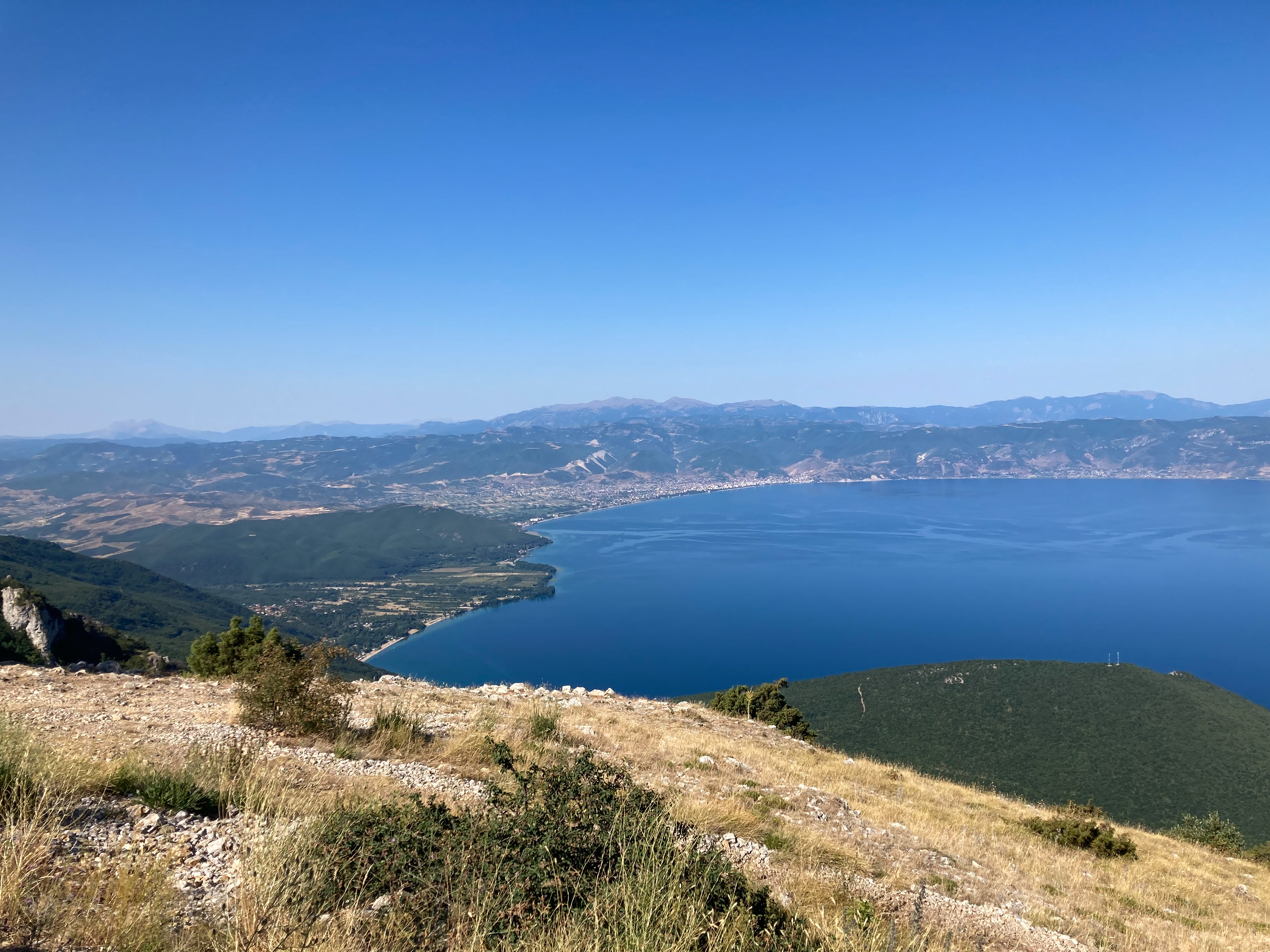NP Galičica se rozprostírá mezi břehy Ohridského a Prespanského jezera