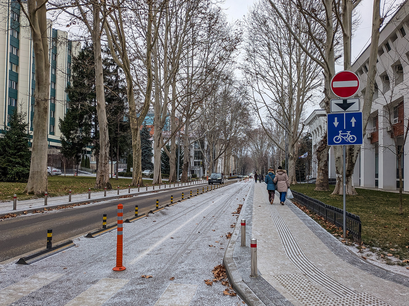 V poslední době jsou kišiněvské široké ulice doplňovány i o oddělené cyklostezky