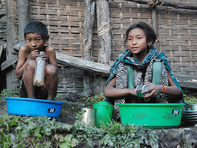 Teplá voda je v Nepálu luxusem