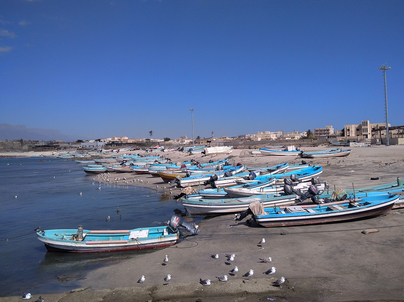 Rybářský přístav v Mirbatu má dlouhou námořní historii