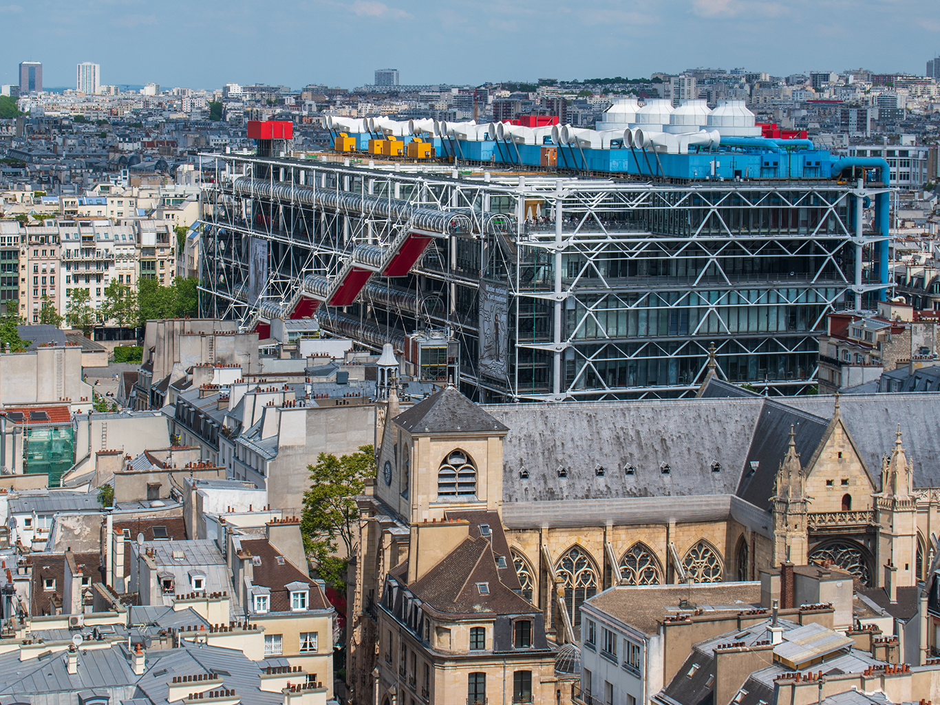Moderní kulturní centrum a muzeum Centre Pompidou